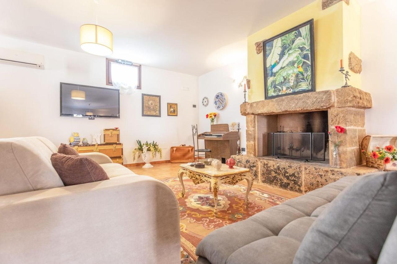 Villa Stracca Con Ampio Spazio Esterno Capilungo エクステリア 写真